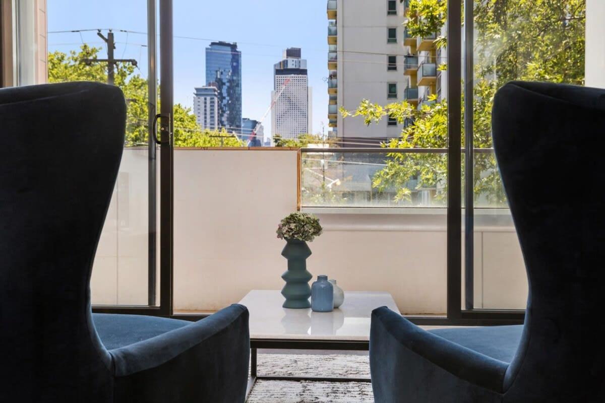 Chic 2-bed Oasis In South Melbourne's Heart Apartment Melbourne